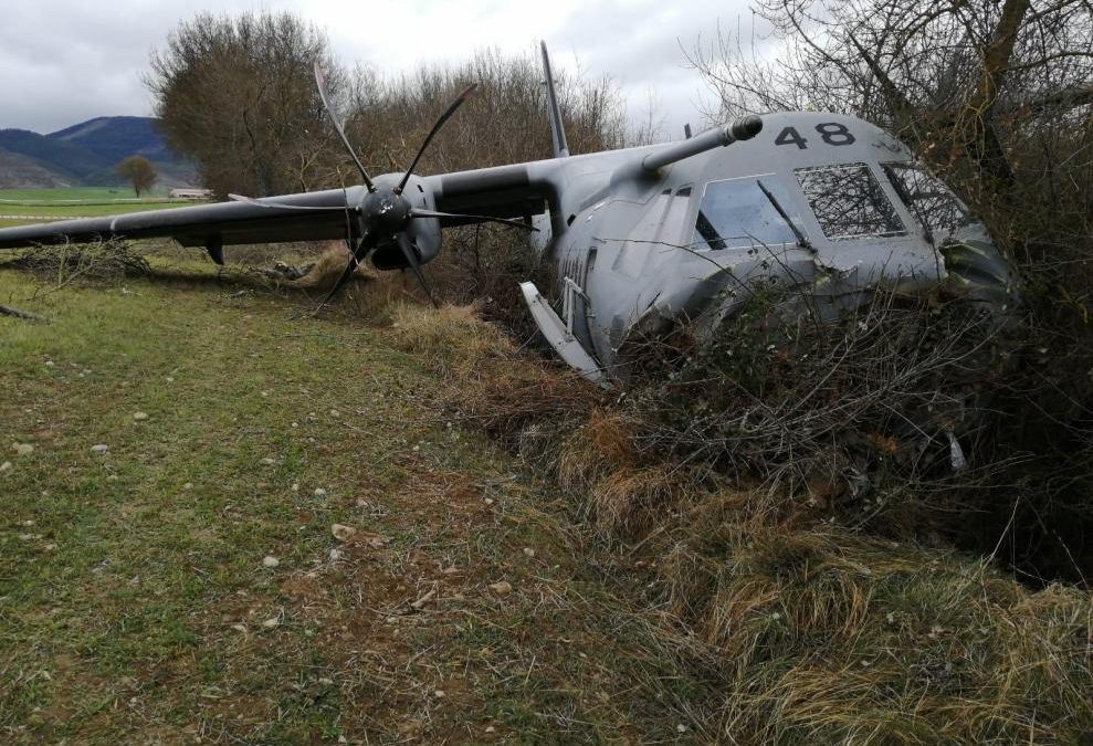 Nueve heridos, uno grave, en el accidente del avión militar en el aeródromo de Santa Cilia durante el simulacro de la UME